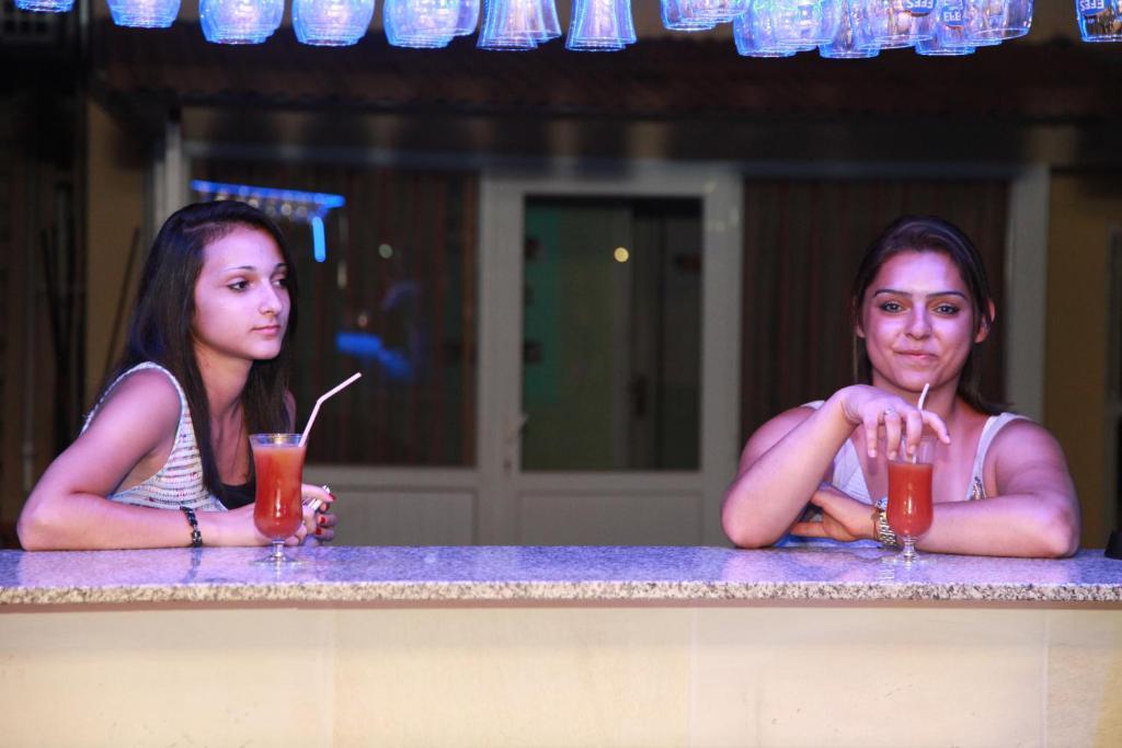 Otel Guenduez Antalya Eksteriør billede