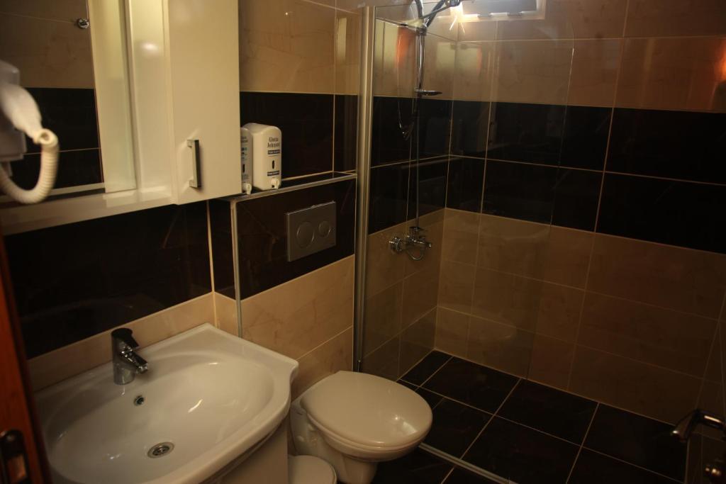 Otel Guenduez Antalya Eksteriør billede
